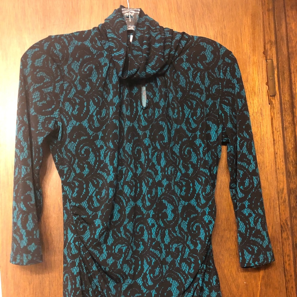 New York & Company Cowneck top with 3/4 Sleeves